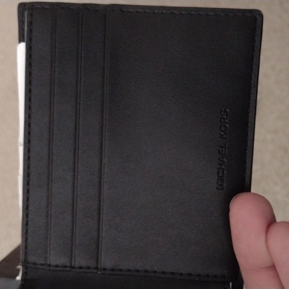 Michael Kors Andy Slim Bifold Wallet